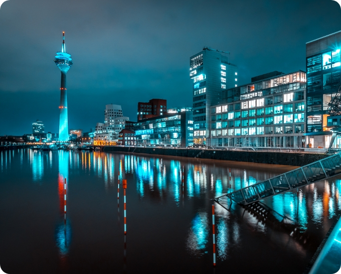 Hafenszene bei Nacht